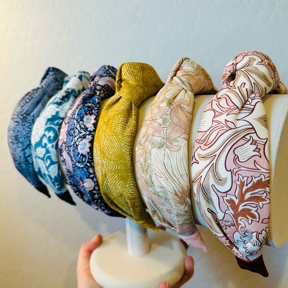 CHRISTMAS SHOW LISTING - Picture 9 of 14